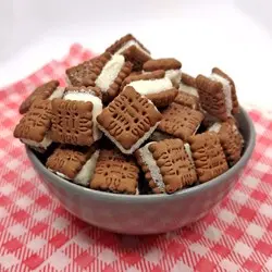 Toptan Kakaolu Mini Bisküvi Arası Lokum 275 gr x 3 Adet